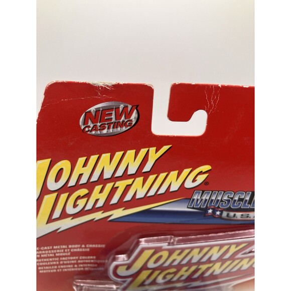 1970 Plymouth Superbird Johnny Lightning Muscle Cars USA 1:64 Diecast - Picture 3 of 5